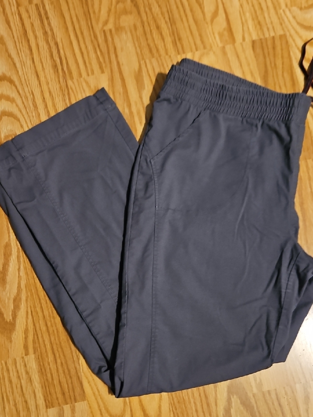Womens HEALTH PRO scrubs